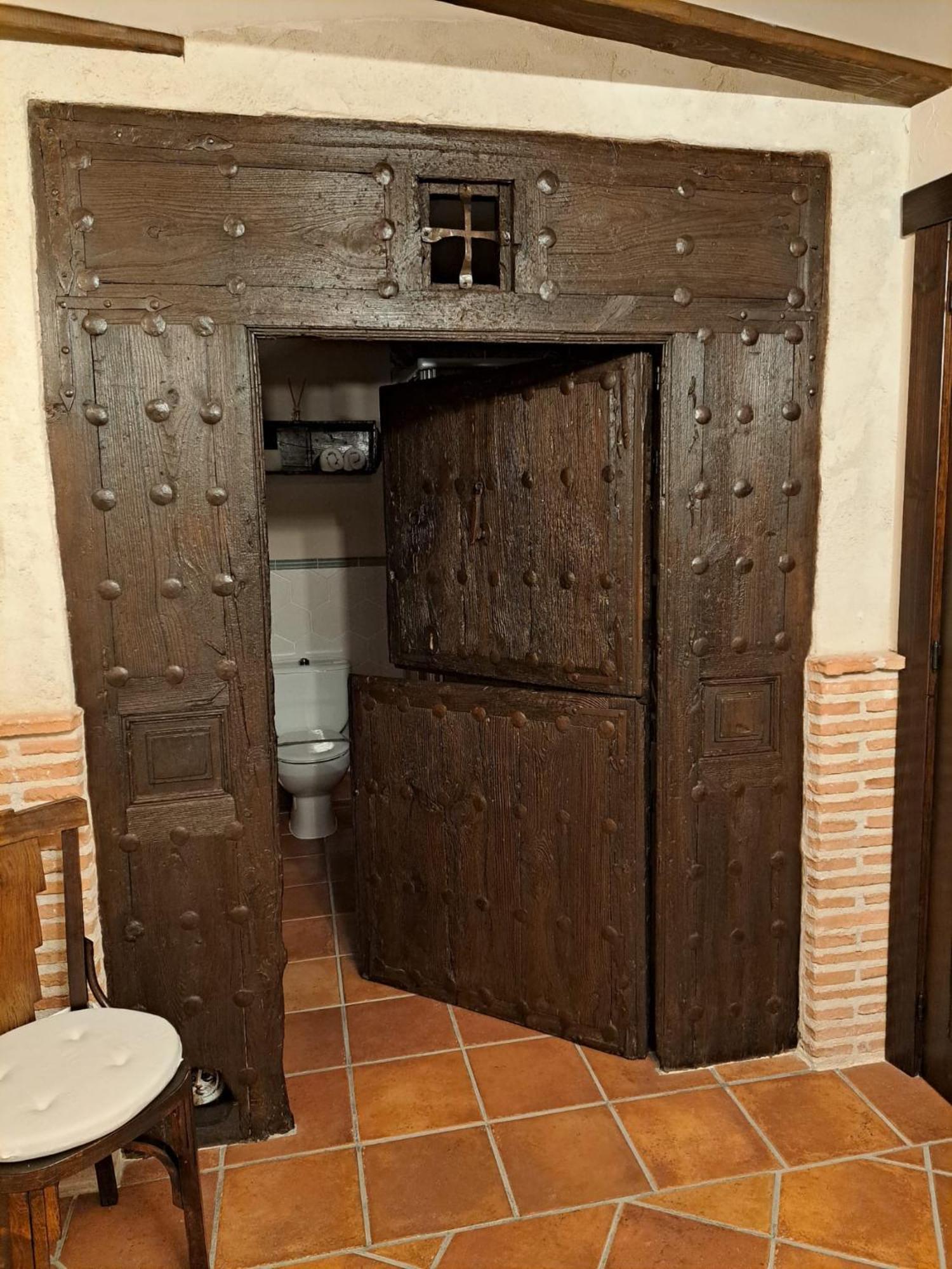 Casa Rural La Bodega, Ofrece Cata De Vino Gratis 호르세 외부 사진