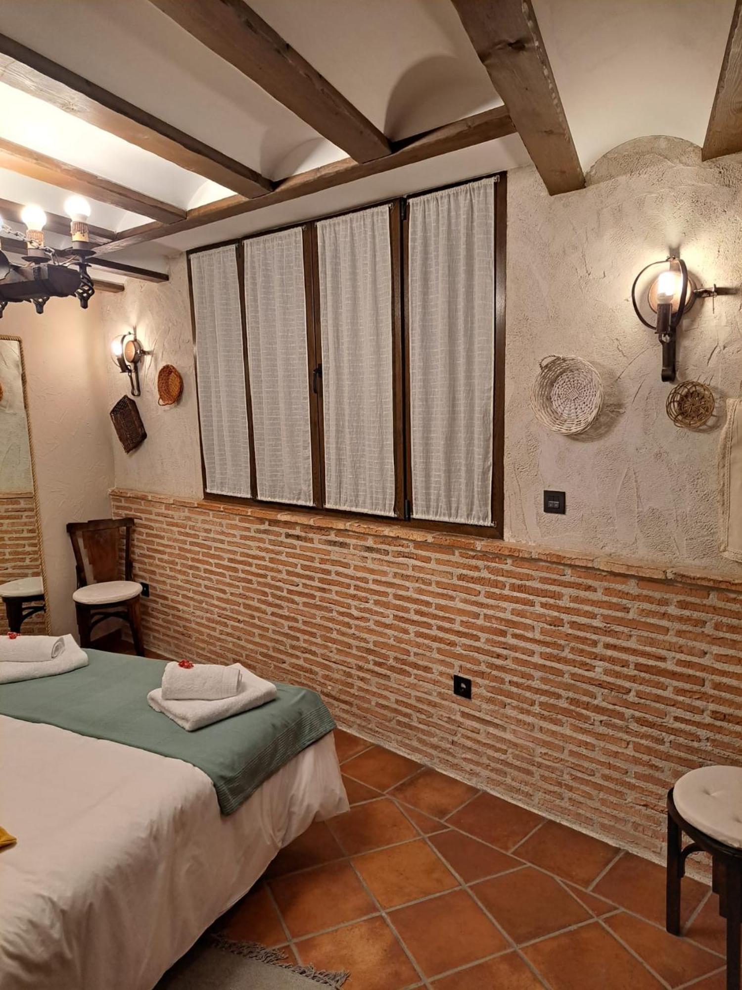 Casa Rural La Bodega, Ofrece Cata De Vino Gratis 호르세 외부 사진