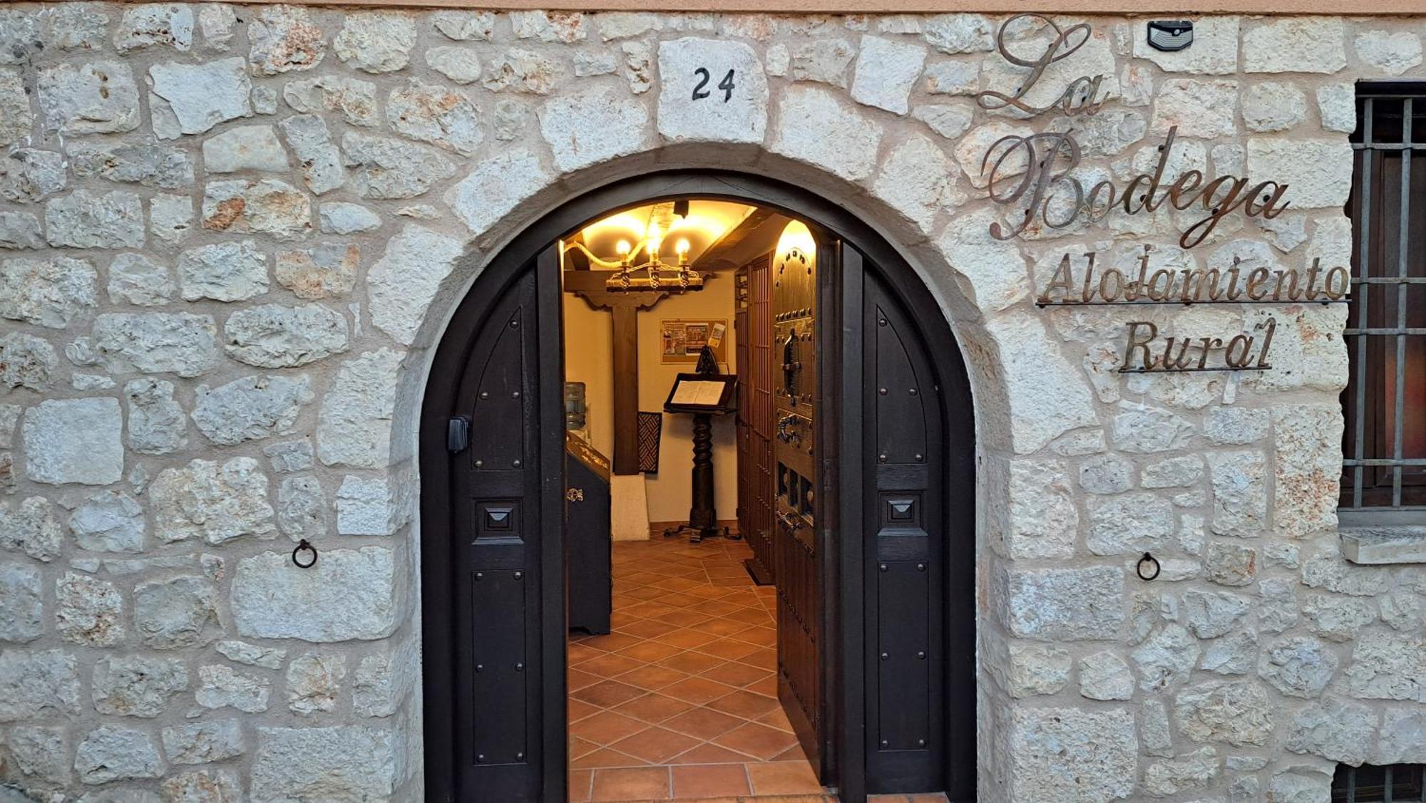 Casa Rural La Bodega, Ofrece Cata De Vino Gratis 호르세 외부 사진